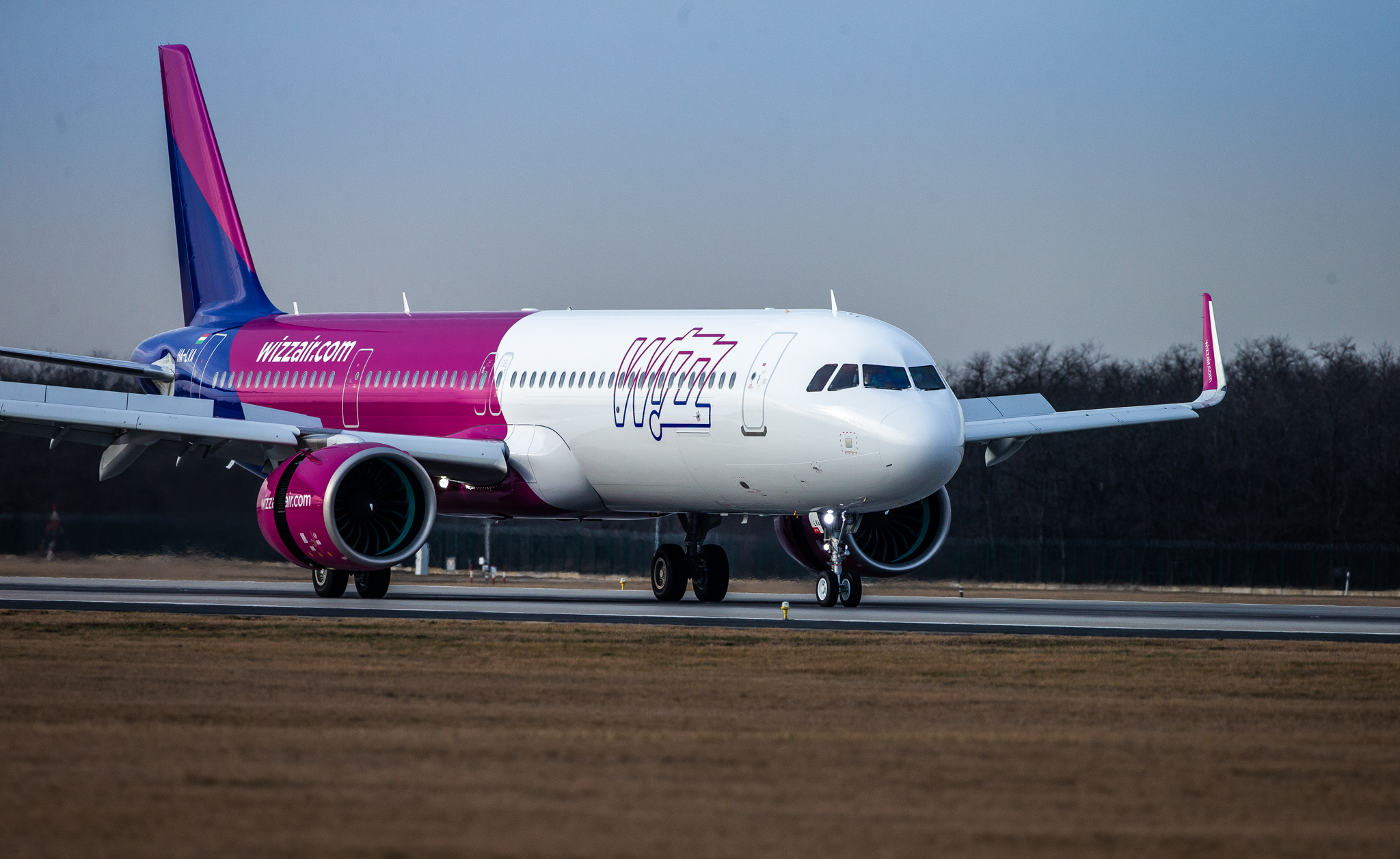 ads-advance-menzies-aviation-secures-wizz-air-ground-handling-contract